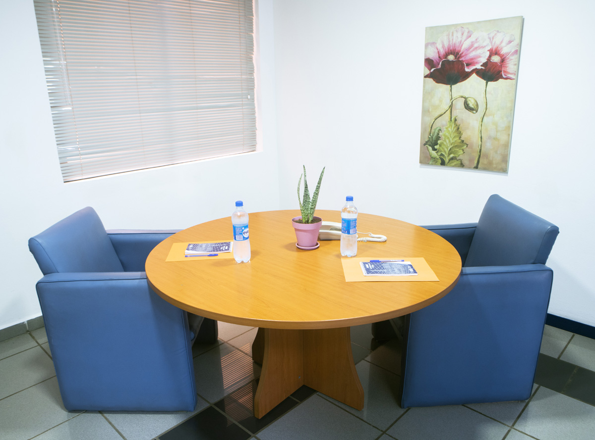 Meeting room 2 seater